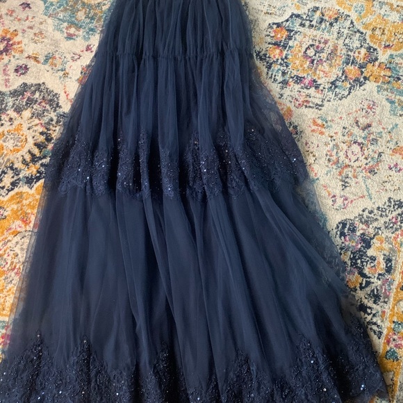 Prom/ Ball dress - Picture 6 of 7